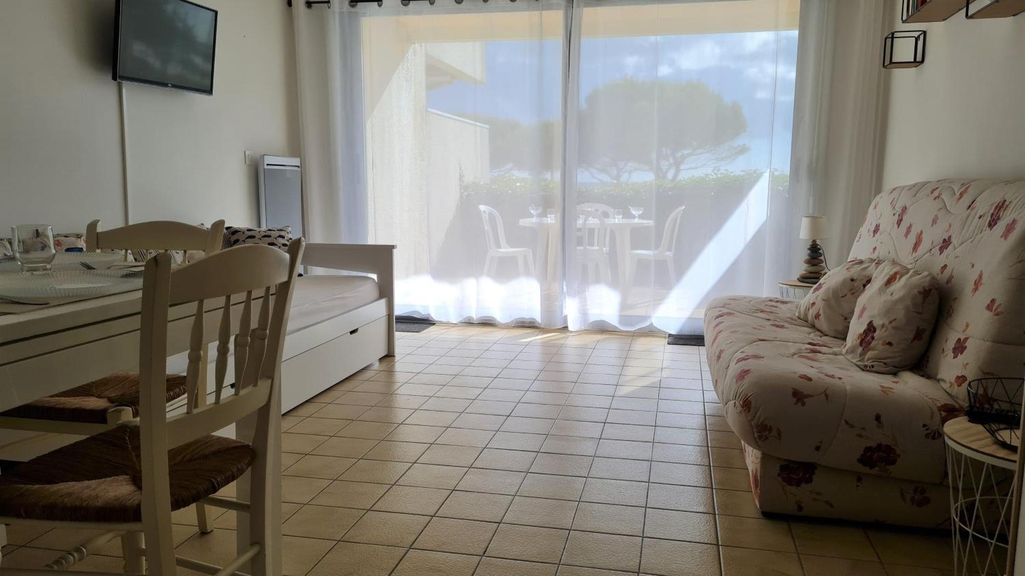 Saint Georges De Didonne - Vue Mer Pour Ce Studio Cosy En Rez-De-Chaussee 외부 사진